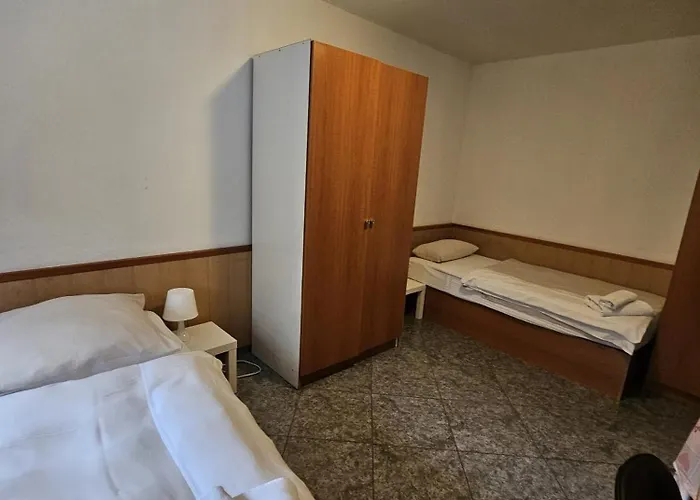 Seckbach 3*