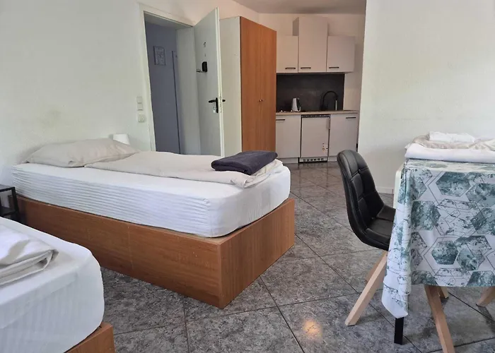 Konukevi Seckbach 3*